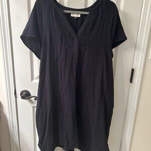 Women's Black V-Neck dress